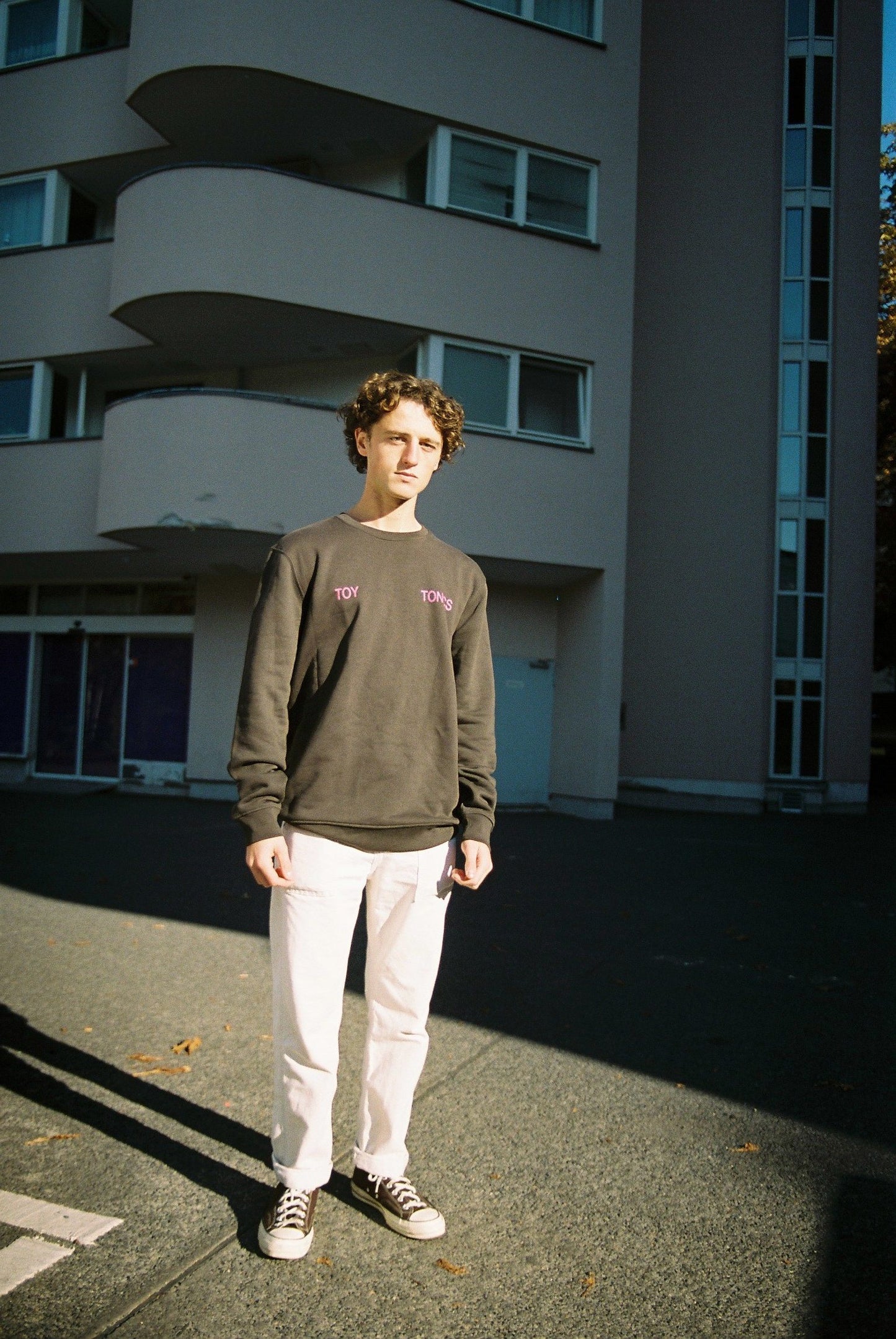 Toy Tonics sprayed Sweater – brown