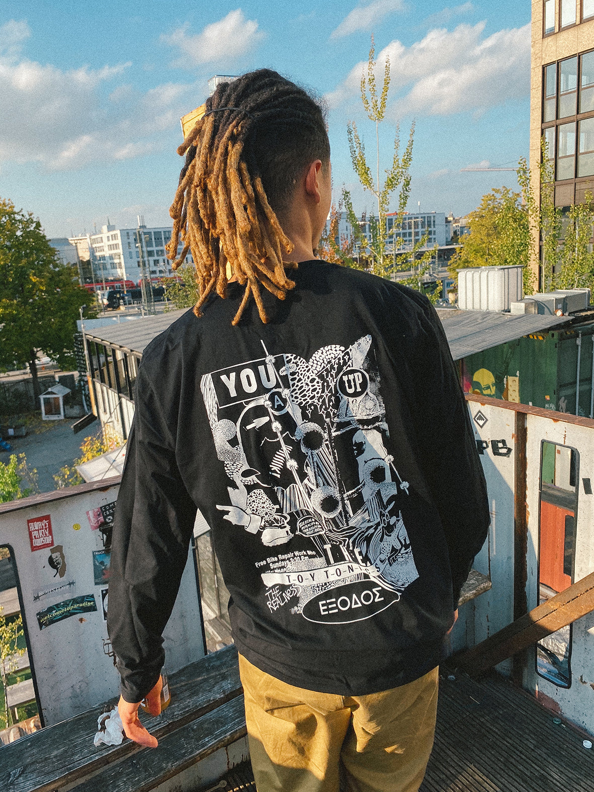 Paso Longsleeve - white on black - Limited to 150